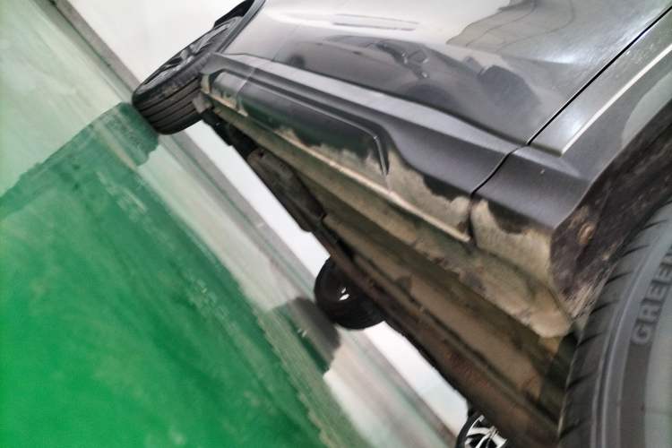 Used CHANGAN OSHAN X5 2021 1.5T DCT Flagship Edition Right Side Sill