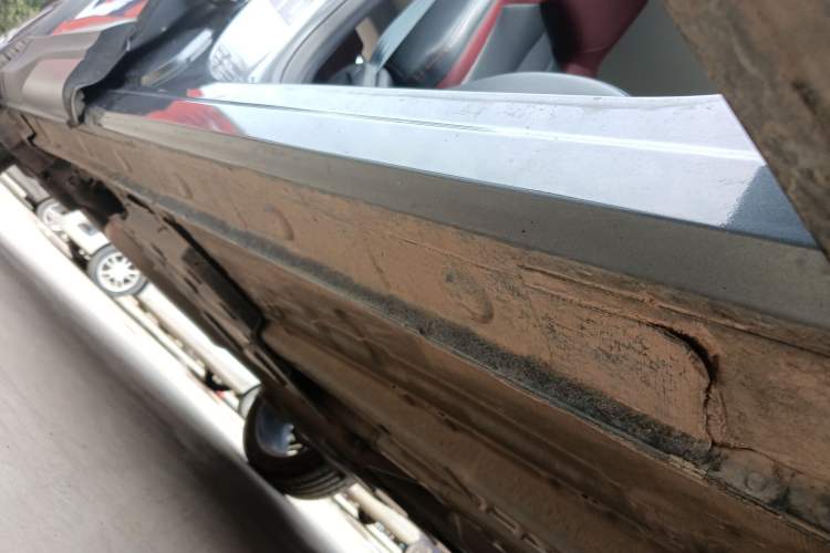 Used CHANGAN OSHAN X5 2021 1.5T DCT Flagship Edition Right Side Sill