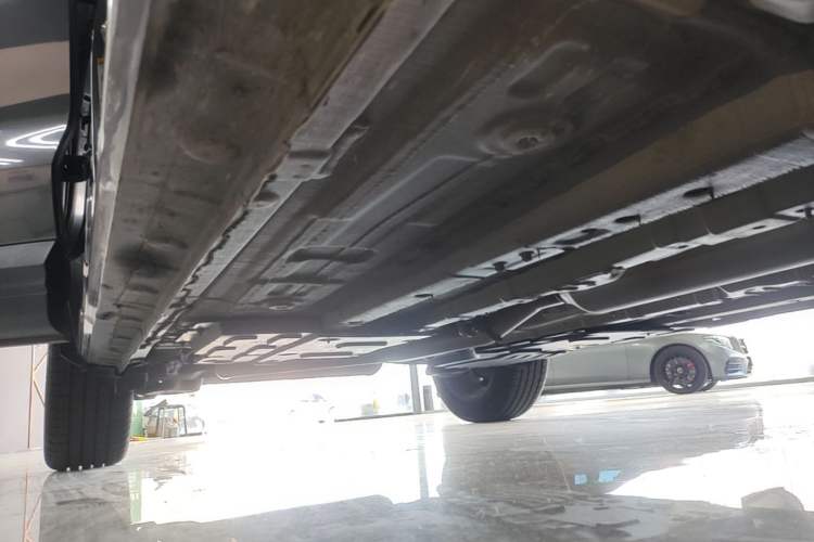 Used CHANGAN OSHAN X5 2021 1.5T DCT Prestige Edition Right Side Sill