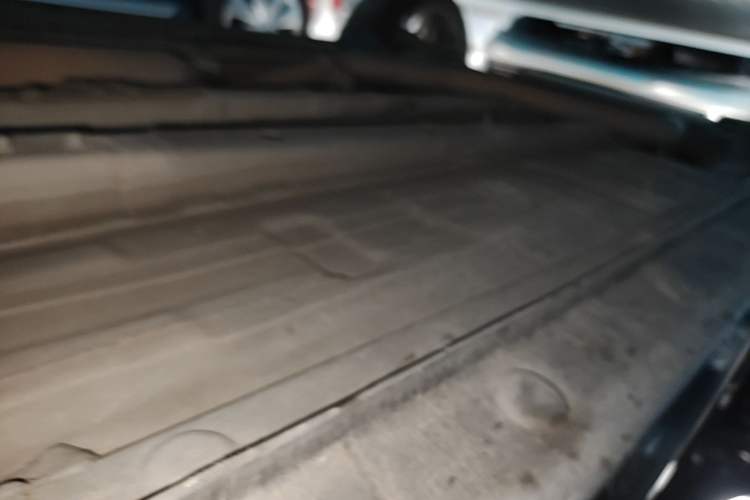 Used CHANGAN OSHAN X5 2021 1.5T DCT Flagship Edition Right Side Sill
