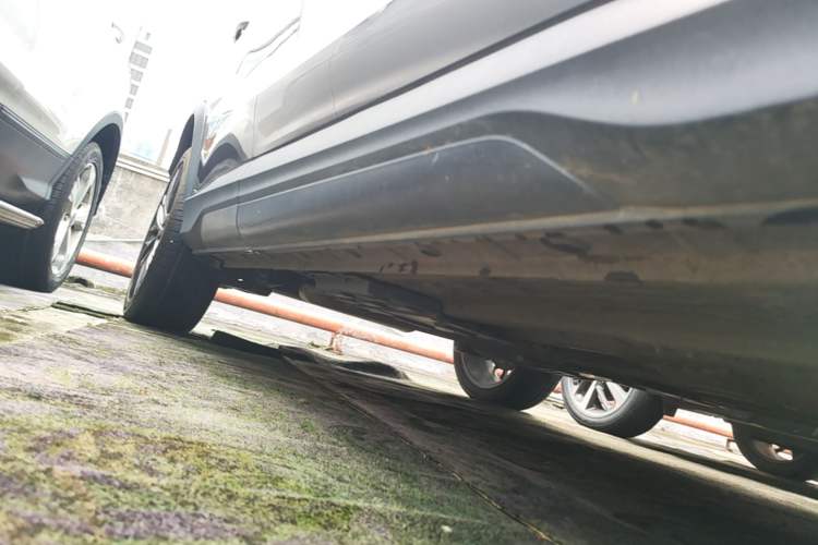 Used CHANGAN OSHAN X5 2021 1.5T DCT Flagship Edition Right Side Sill