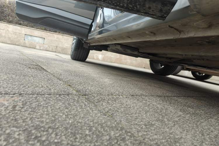 Used CHANGAN OSHAN X5 2021 Revised Version 1.5T DCT Luxury Edition Right Side Sill