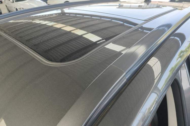 Used CHANGAN OSHAN X5 2021 1.5T DCT Flagship Edition Roof