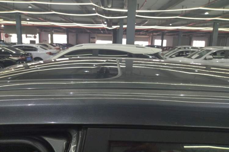 Used CHANGAN OSHAN X5 2021 1.5T DCT Luxury Edition Roof
