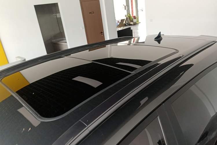 Used CHANGAN OSHAN X5 2021 1.5T DCT Flagship Edition Roof