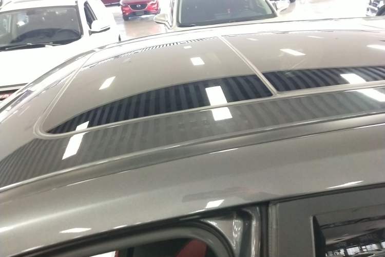 Used CHANGAN OSHAN X5 2021 1.5T DCT Prestige Edition Roof