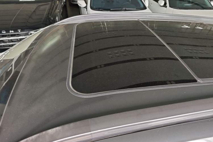 Used CHANGAN OSHAN X5 2021 1.5T DCT Flagship Edition Roof