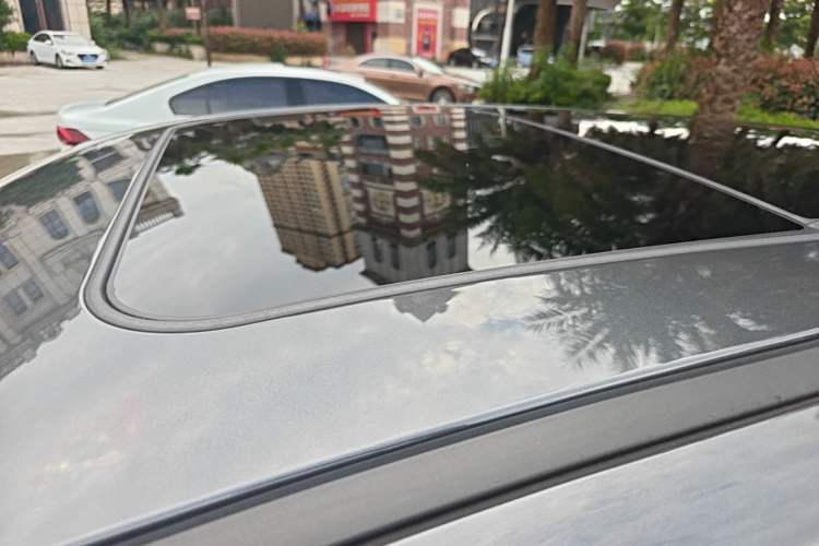 Used CHANGAN OSHAN X5 2021 1.5T DCT Prestige Edition Roof