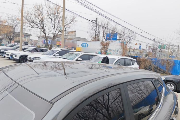 Used CHANGAN OSHAN X5 2021 1.6L CVT Luxury Model Roof