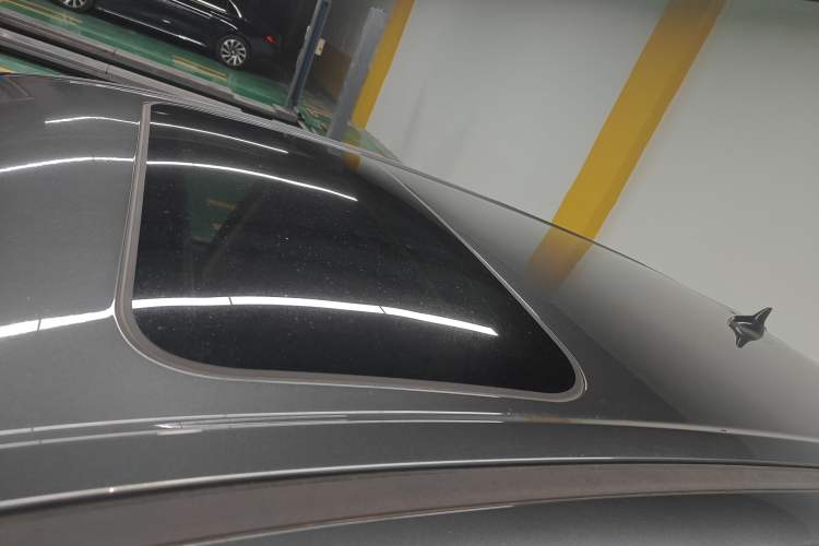 Used CHANGAN OSHAN X5 2021 Revised Version 1.5T DCT Luxury Edition Roof