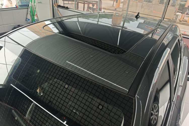 Used CHANGAN OSHAN X5 2021 1.5T DCT Prestige Edition Roof
