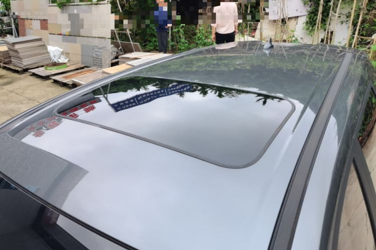 Used CHANGAN OSHAN X5 2021 1.6L CVT Luxury Model Roof