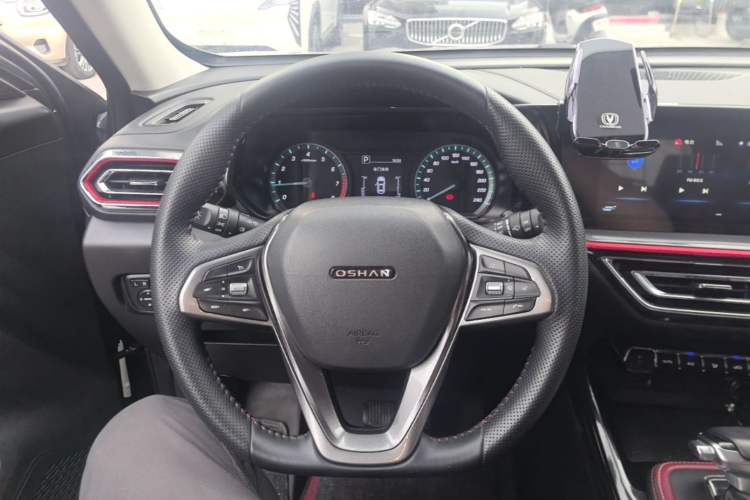 Used CHANGAN OSHAN X5 2021 Revised Version 1.5T DCT Luxury Edition Steering Wheel