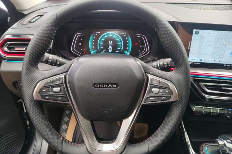 Used CHANGAN OSHAN X5 2021 1.6L CVT Luxury Model Steering Wheel