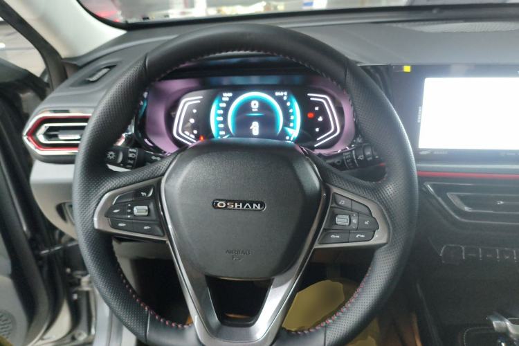 Used CHANGAN OSHAN X5 2021 1.6L CVT Luxury Model Steering Wheel
