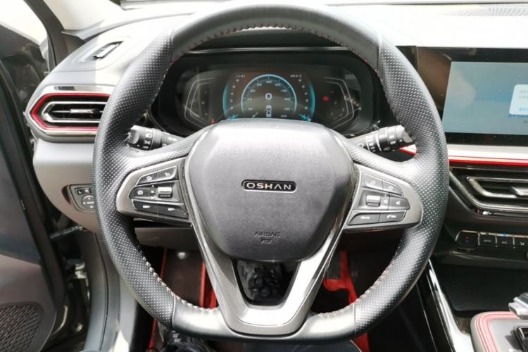 Used CHANGAN OSHAN X5 2021 1.5T DCT Flagship Edition Steering Wheel