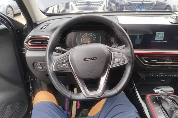 Used CHANGAN OSHAN X5 2021 1.5T DCT Prestige Edition Steering Wheel