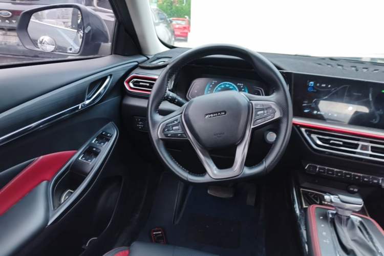 Used CHANGAN OSHAN X5 2021 1.5T DCT Prestige Edition Steering Wheel