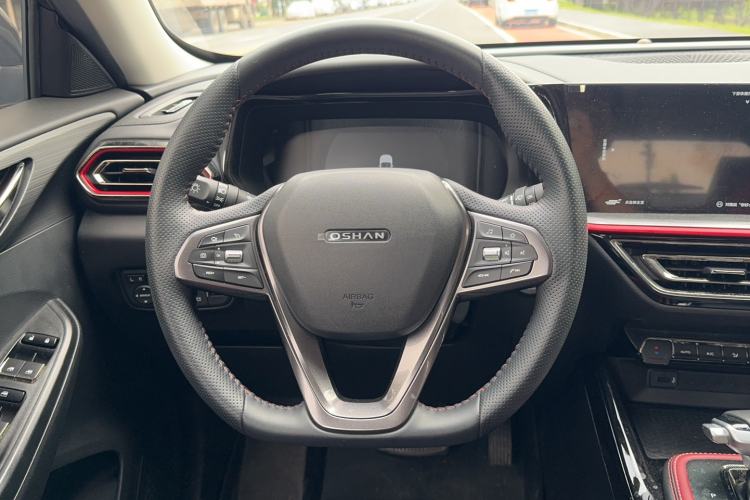 Used CHANGAN OSHAN X5 2021 1.5T DCT Flagship Edition Steering Wheel