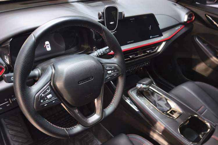 Used CHANGAN OSHAN X5 2021 1.5T DCT Flagship Edition Steering Wheel