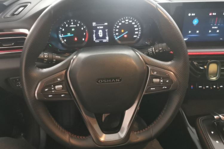 Used CHANGAN OSHAN X5 2021 1.5T DCT Luxury Edition Steering Wheel