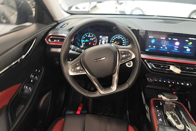 Used CHANGAN OSHAN X5 2021 Revised Version 1.5T DCT Luxury Edition Steering Wheel