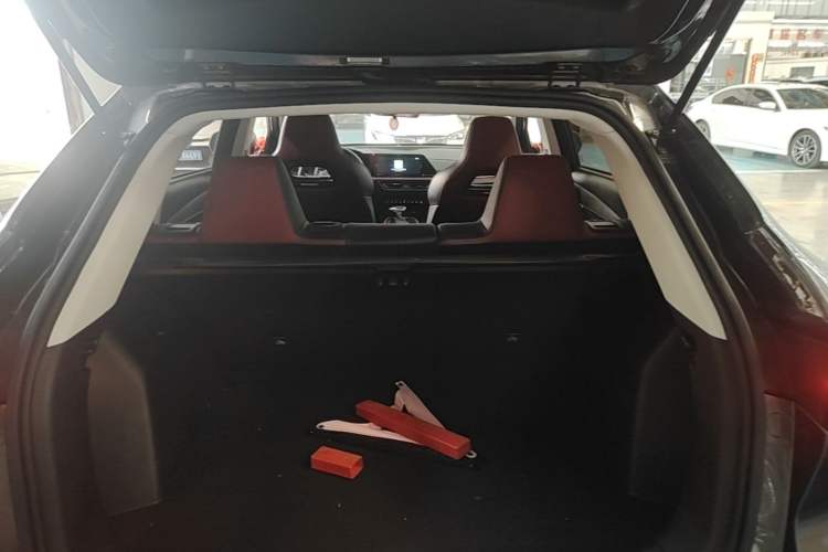 Used CHANGAN OSHAN X5 2021 1.5T DCT Flagship Edition Trunk