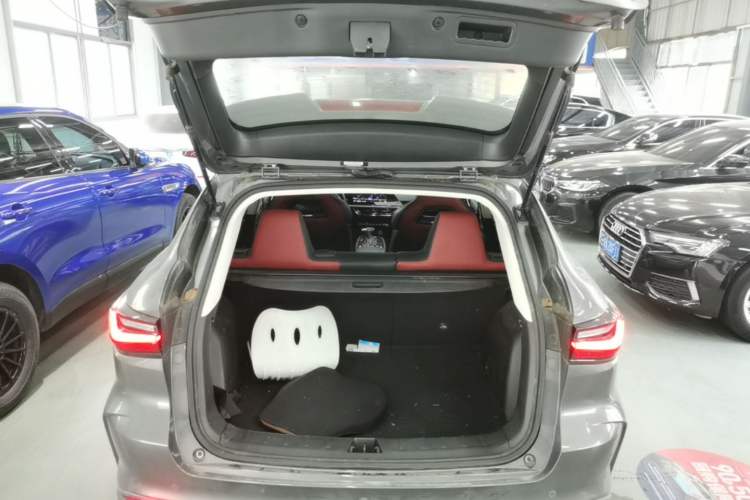 Used CHANGAN OSHAN X5 2021 1.5T DCT Flagship Edition Trunk