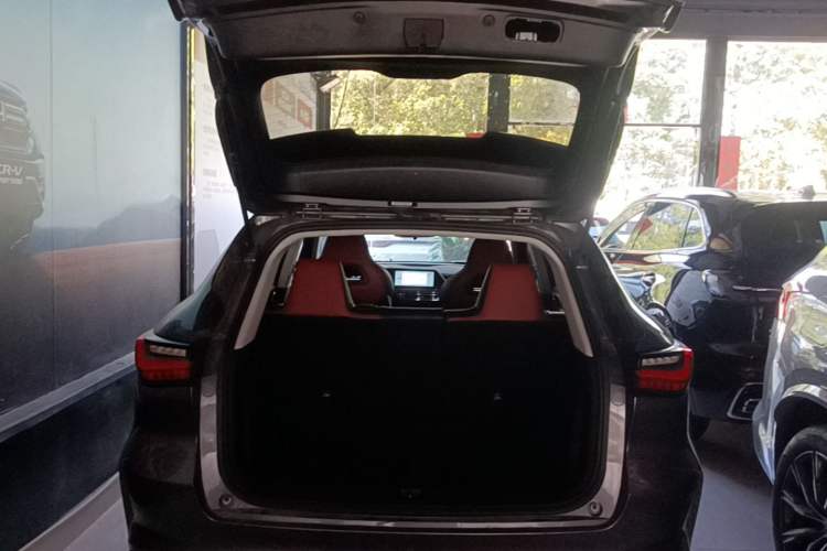 Used CHANGAN OSHAN X5 2021 1.5T DCT Prestige Edition Trunk