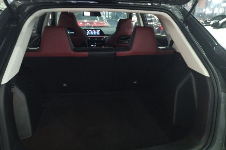 Used CHANGAN OSHAN X5 2021 1.5T DCT Luxury Edition Trunk