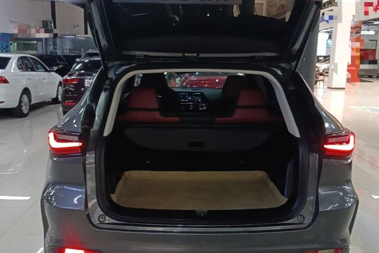 Used CHANGAN OSHAN X5 2021 1.5T DCT Prestige Edition Trunk