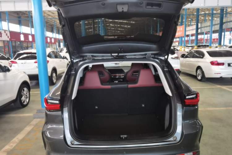 Used CHANGAN OSHAN X5 2021 1.5T DCT Prestige Edition Trunk