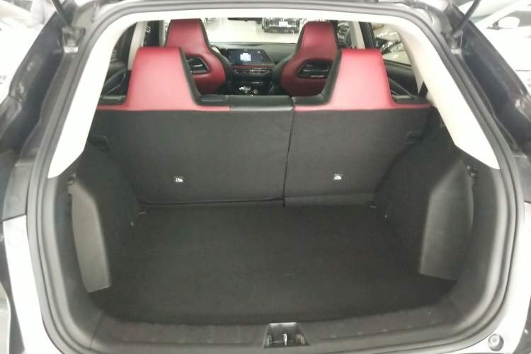 Used CHANGAN OSHAN X5 2021 1.5T DCT Prestige Edition Trunk
