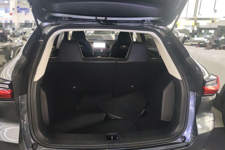 Used CHANGAN OSHAN X5 2021 1.6L CVT Luxury Model Trunk