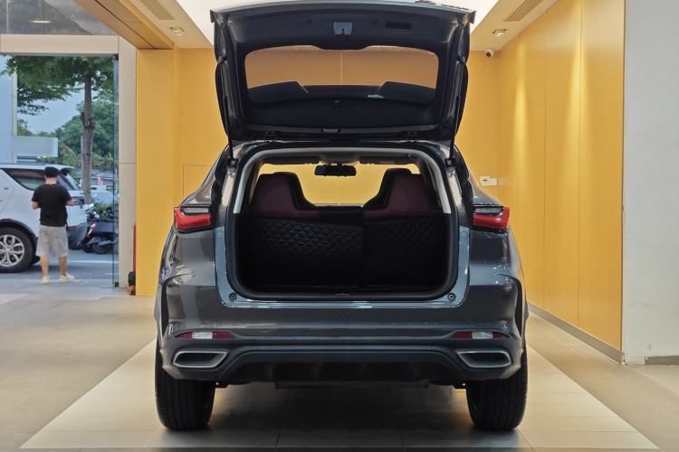 Used CHANGAN OSHAN X5 2021 1.5T DCT Luxury Edition Trunk
