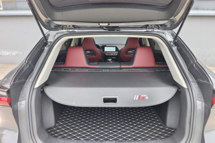 Used CHANGAN OSHAN X5 2021 1.5T DCT Prestige Edition Trunk