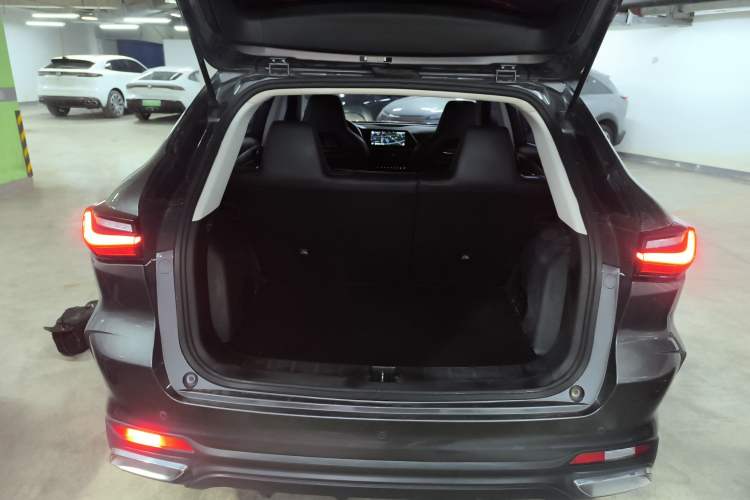 Used CHANGAN OSHAN X5 2021 1.5T DCT Prestige Edition Trunk