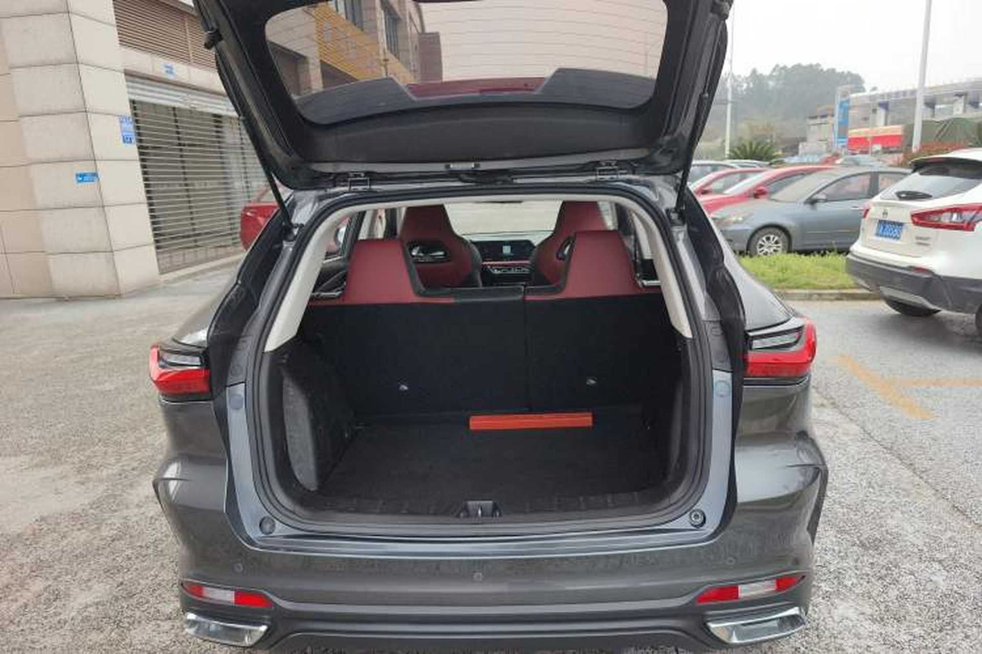 Used CHANGAN OSHAN X5 2021 1.5T DCT Prestige Edition Trunk