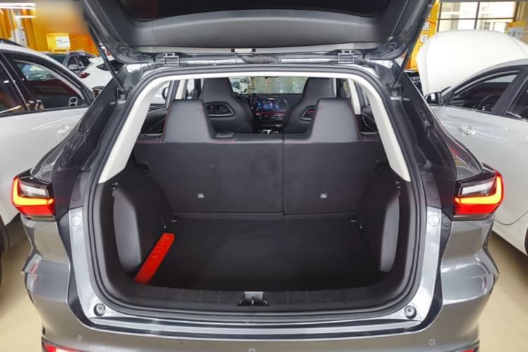 Used CHANGAN OSHAN X5 2021 Revised Version 1.5T DCT Luxury Edition Trunk
