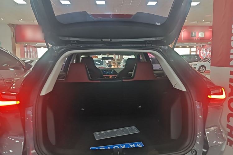 Used CHANGAN OSHAN X5 2021 Revised Version 1.5T DCT Luxury Edition Trunk
