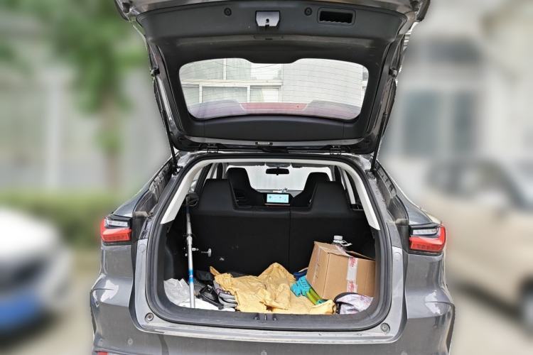 Used CHANGAN OSHAN X5 2021 1.5T DCT Flagship Edition Trunk