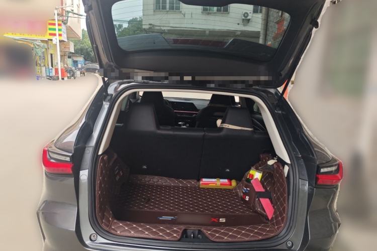 Used CHANGAN OSHAN X5 2021 1.5T DCT Flagship Edition Trunk