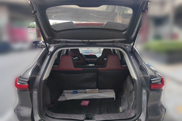 Used CHANGAN OSHAN X5 2021 Revised Version 1.5T DCT Luxury Edition Trunk