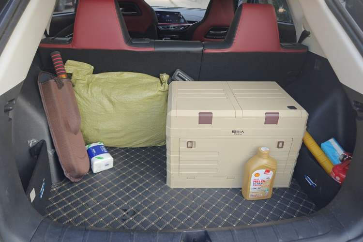 Used CHANGAN OSHAN X5 2021 1.5T DCT Luxury Edition Trunk