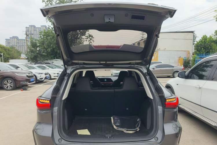 Used CHANGAN OSHAN X5 2021 1.5T DCT Flagship Edition Trunk