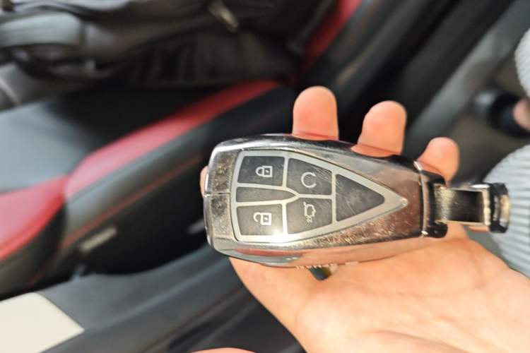 Used CHANGAN OSHAN X5 2021 1.5T DCT Flagship Edition Vehicle Key