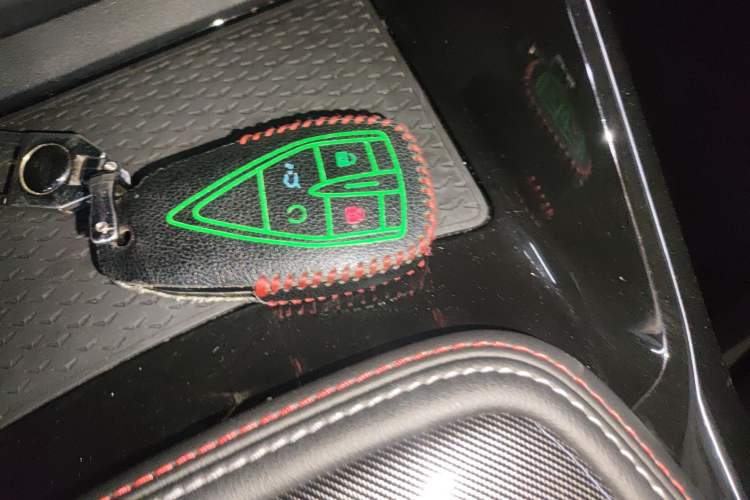 Used CHANGAN OSHAN X5 2021 1.6L CVT Luxury Model Vehicle Key