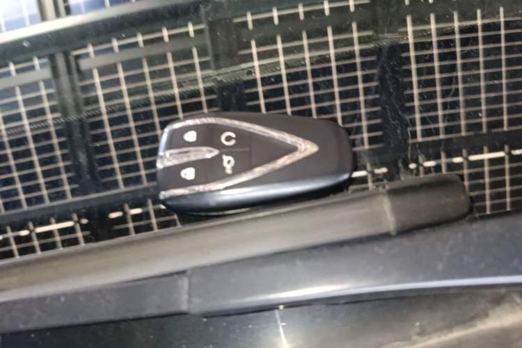 Used CHANGAN OSHAN X5 2021 1.5T DCT Prestige Edition Vehicle Key