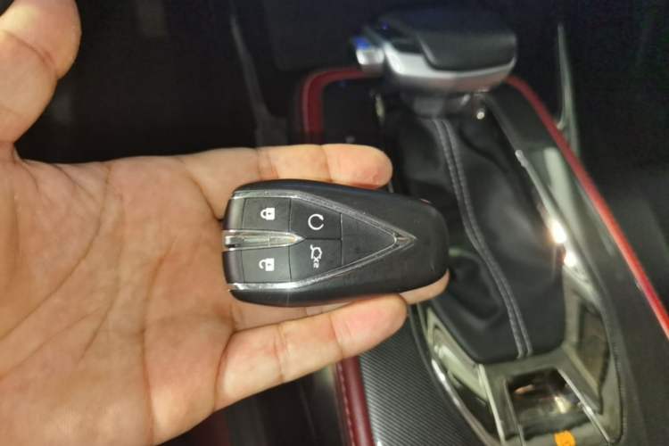 Used CHANGAN OSHAN X5 2021 1.5T DCT Flagship Edition Vehicle Key