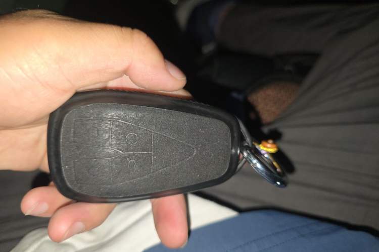 Used CHANGAN OSHAN X5 2021 1.5T DCT Prestige Edition Vehicle Key